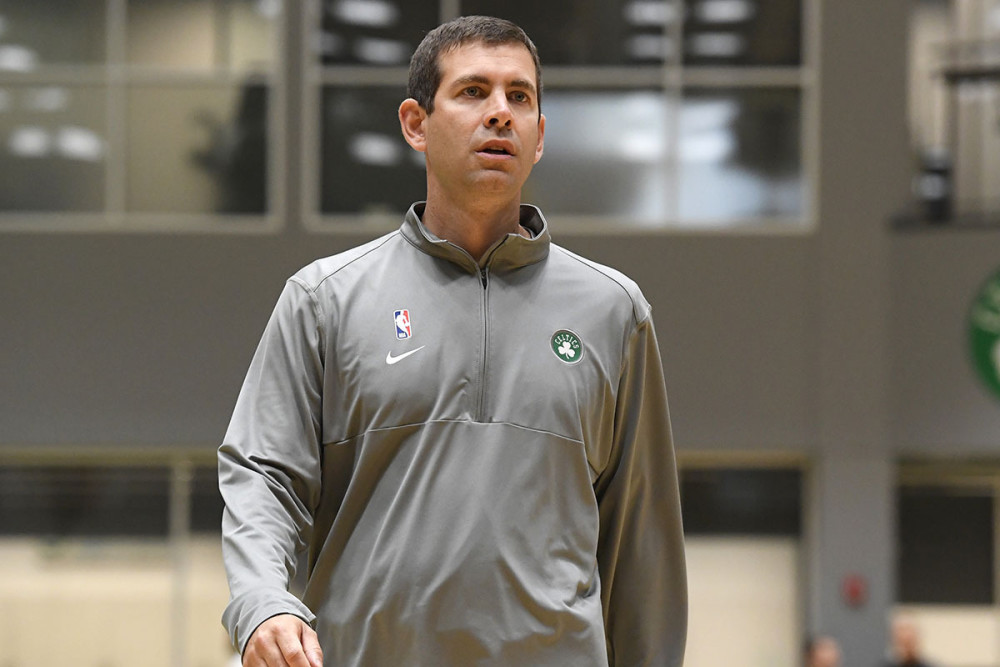 向前的三脚 向前的三脚